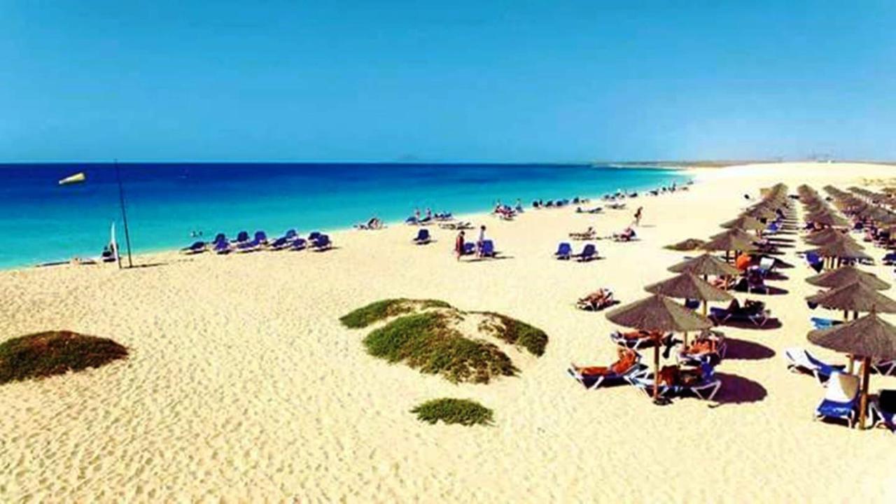 Hostels Holiday Cape Verde Santa Maria Εξωτερικό φωτογραφία